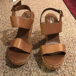 Cork wedge